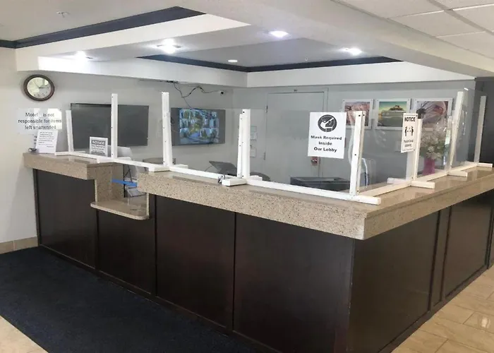 Hotel 6 Peoria, Il 4*