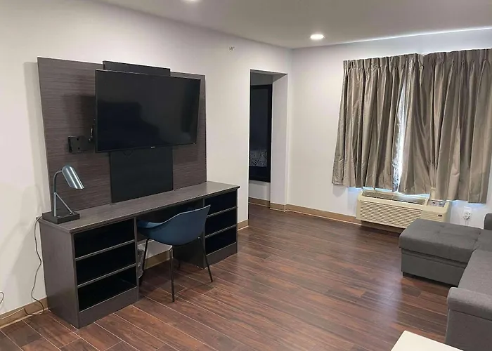 6 Peoria, Il Hotel