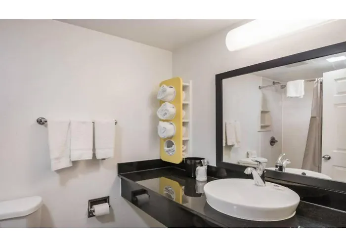 6 Peoria, Il 4* Peoria