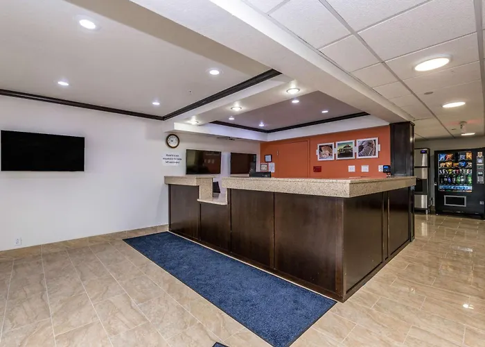 6 Peoria, Il 4*